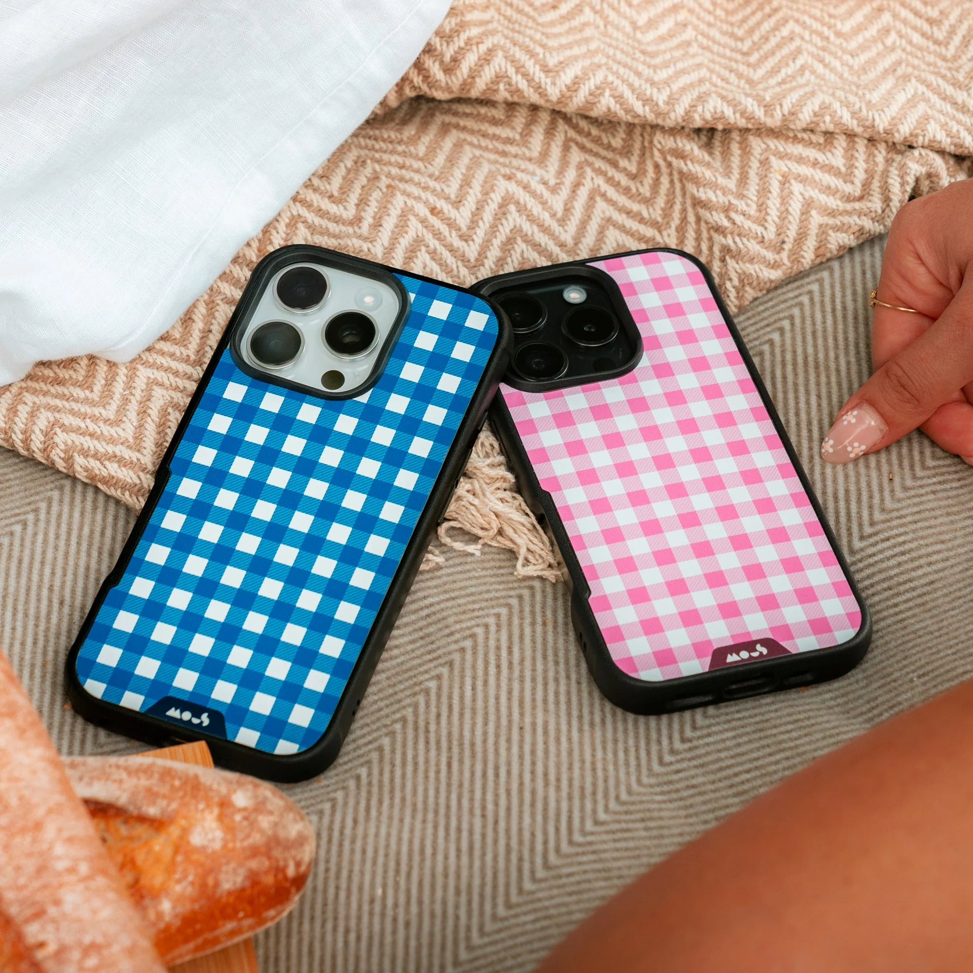 Breeze Protective Phone Case - Picnic MagSafe - Image 15