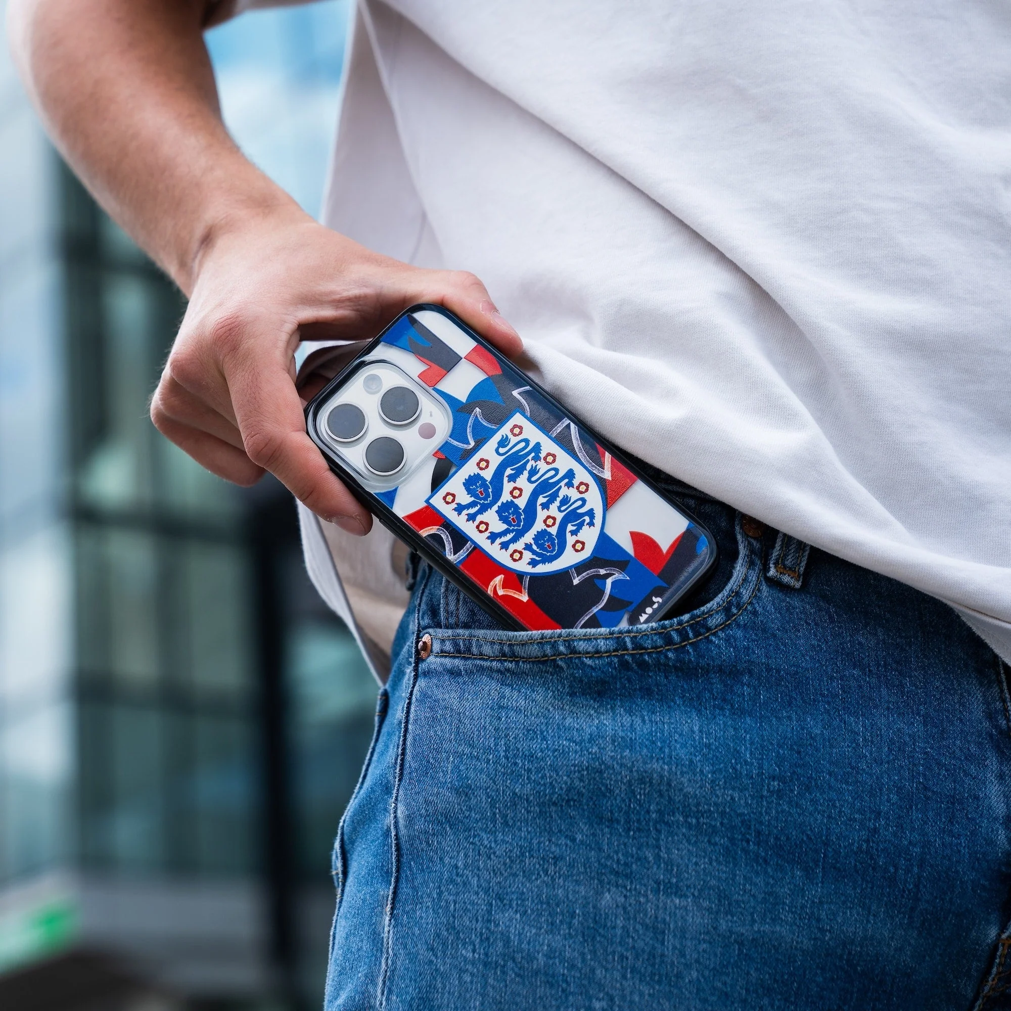 Three Lions Protective Phone Case - England MagSafe - Image 5