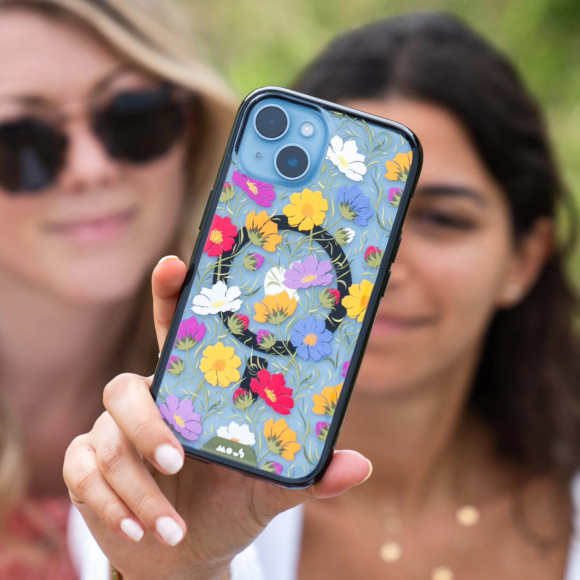 Cosmos Multicolour Protective Phone Case - Flowers MagSafe - Image 11
