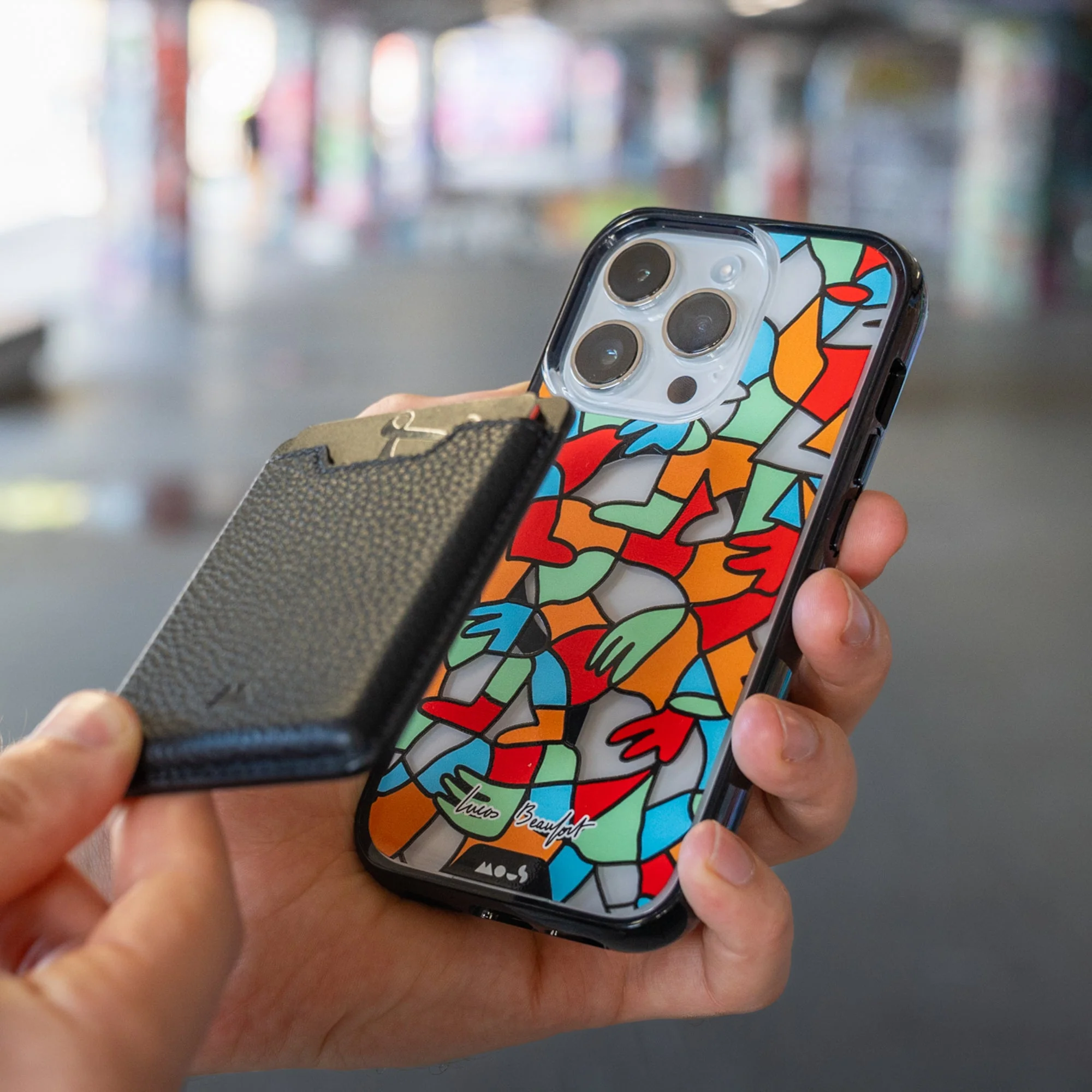 Multicolour Protective Phone Case - Lucas Beaufort MagSafe - Image 3