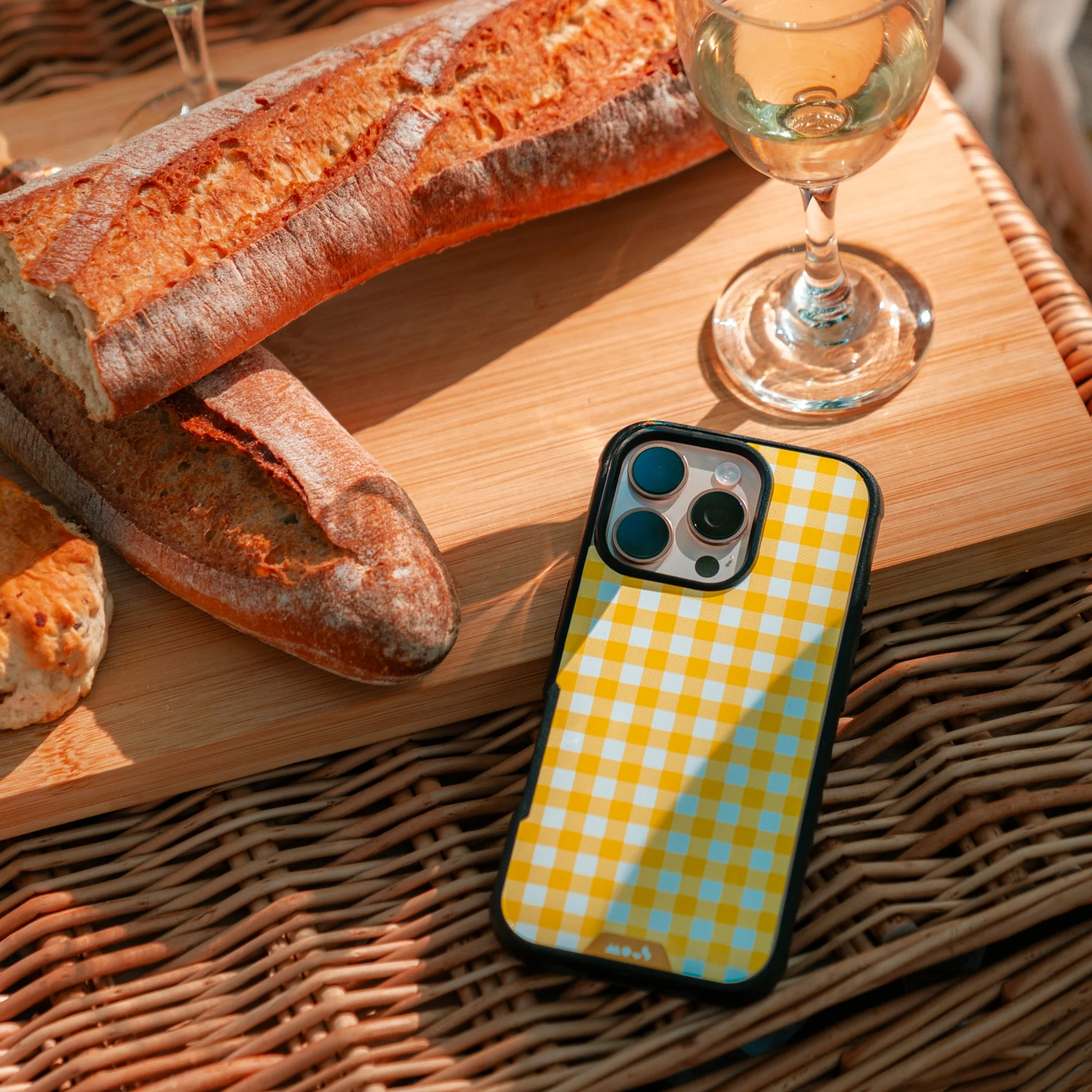 Dandelion Protective Phone Case - Picnic MagSafe - Image 15