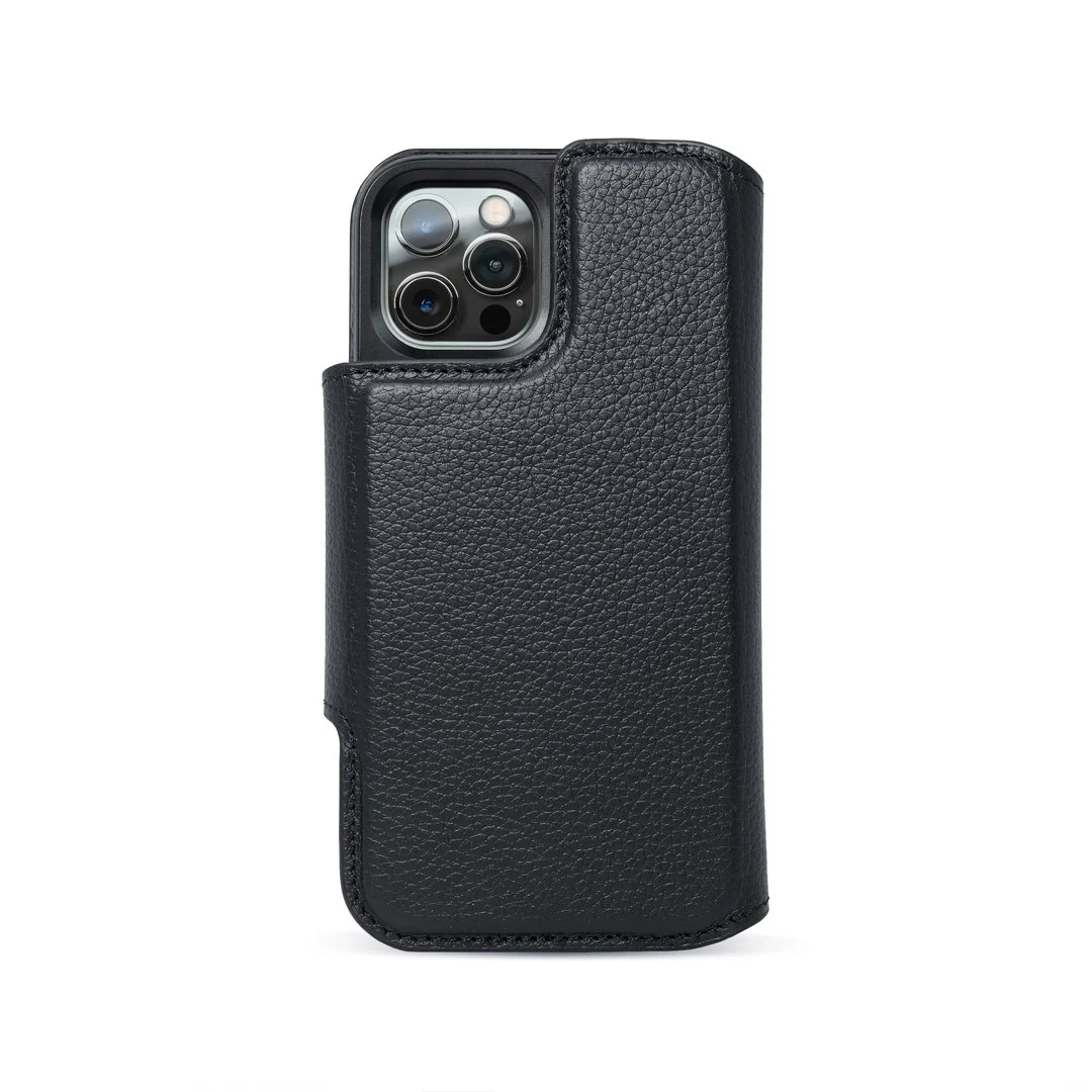 MagSafe® Compatible Leather Flip Wallet - Image 3