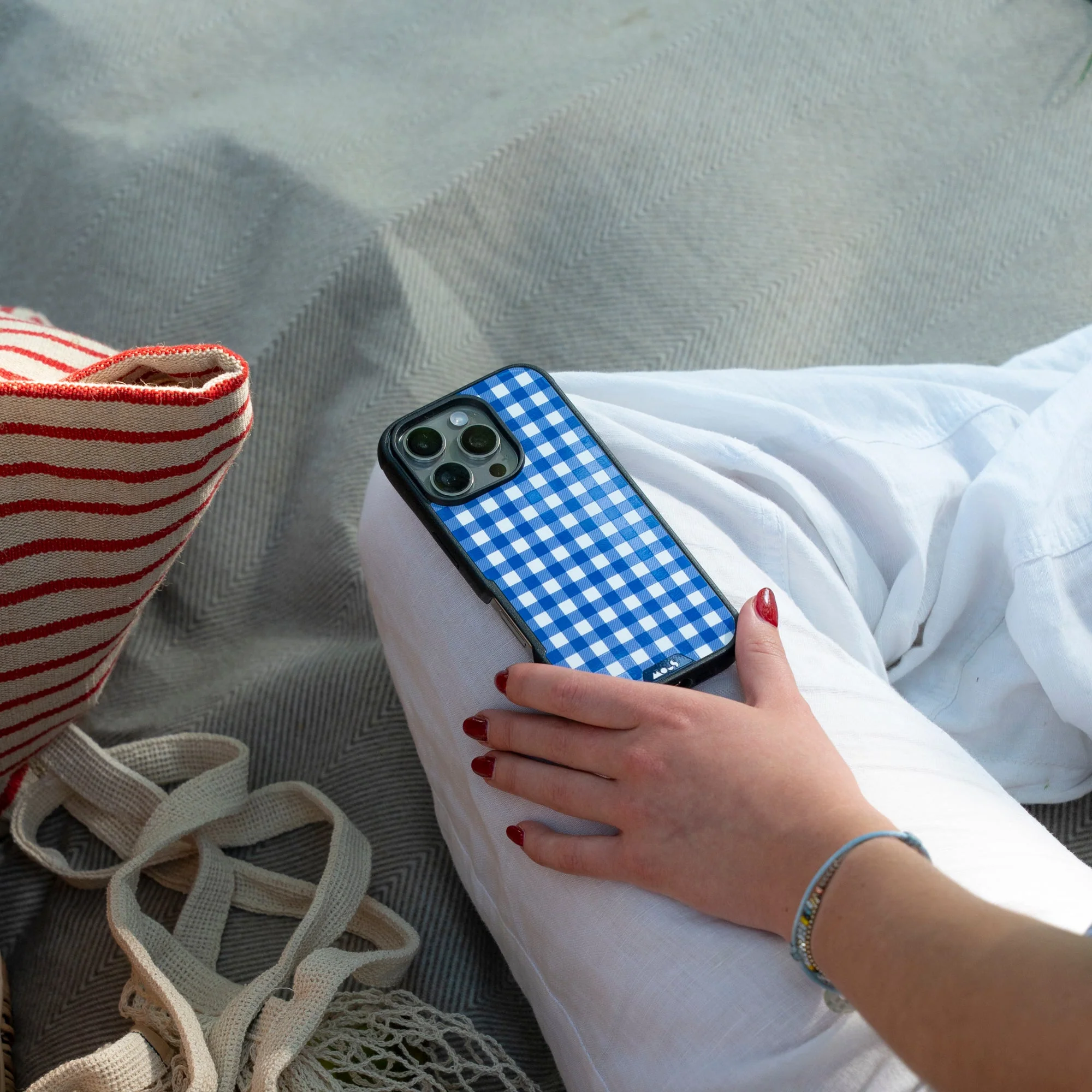 Breeze Protective Phone Case - Picnic - Image 13