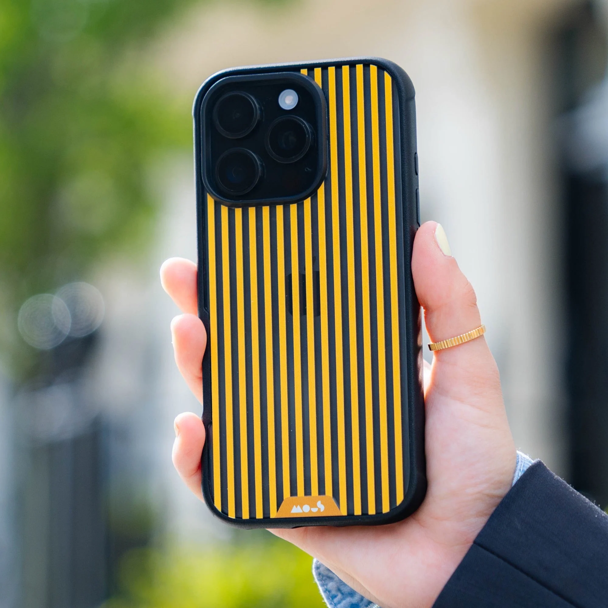 Solar Protective Phone Case - Pinstripe - Image 9